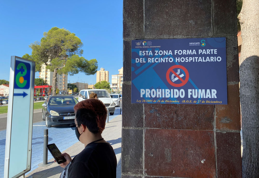 La Asociación Española Contra el Cáncer en Albacete pone de manifiesto la necesidad de continuar liberando espacios públicos del humo.