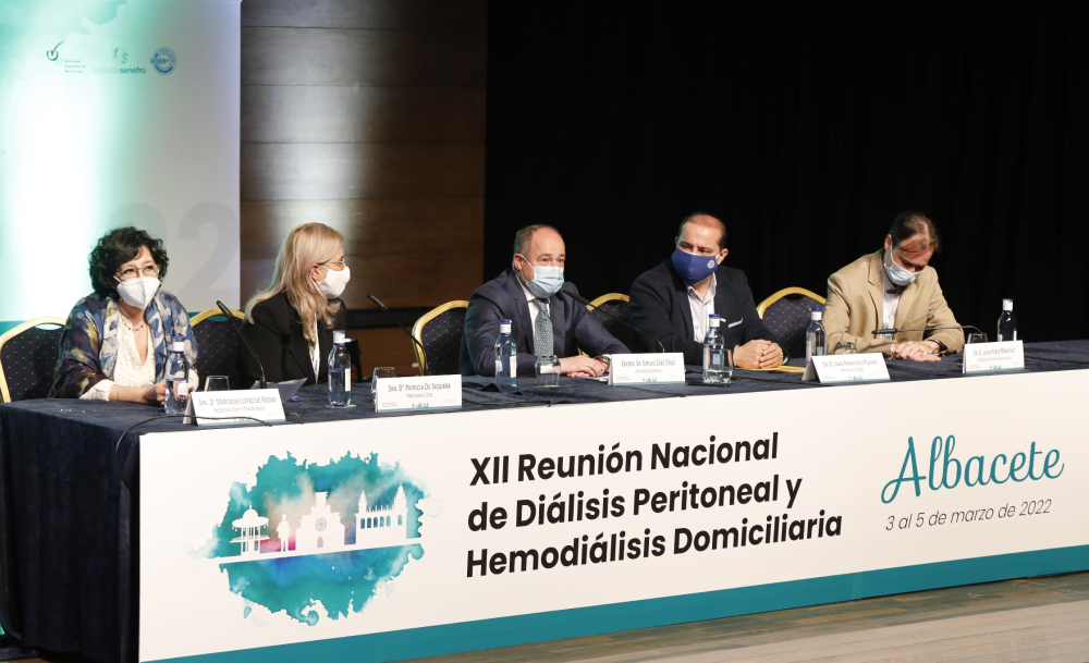 reunión nacional diálisis Albacete