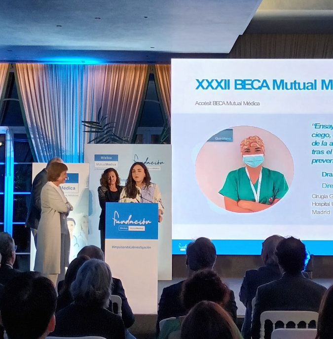 El Dr Manuel Requena, de la Facultad de Medicina de Albacete, y la Dra Verónica Polaino, de la de Ciudad Real, premiados por Mutual Médica.