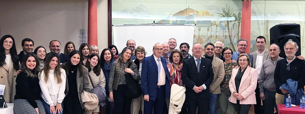 Fundador de las sociedades de Pediatría de Ciudad Real y Castilla-La Mancha, los compañeros han rendido homenaje al Dr José Luis Grau Olivé. 